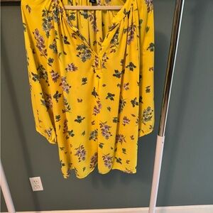 Adrienne Vittadini Yellow Floral V-Neck Peasant Tunic